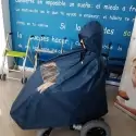 Poncho con Ventana para Silla De Ruedas Eléctrica